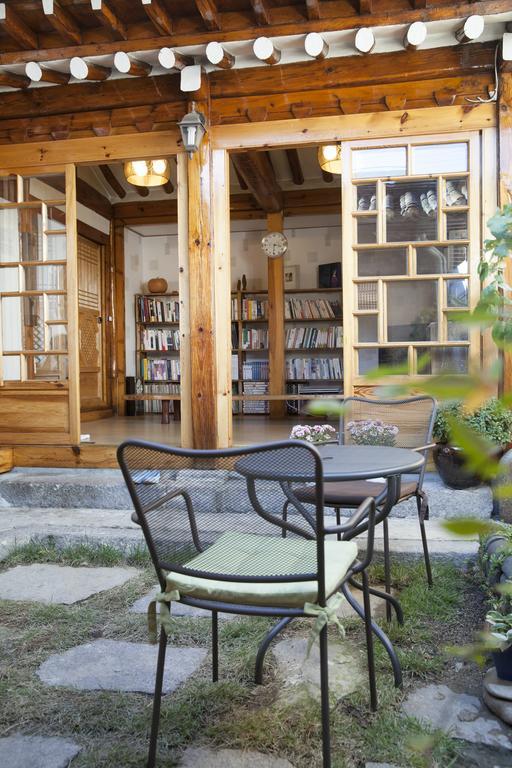 Vine Hanok Guest house